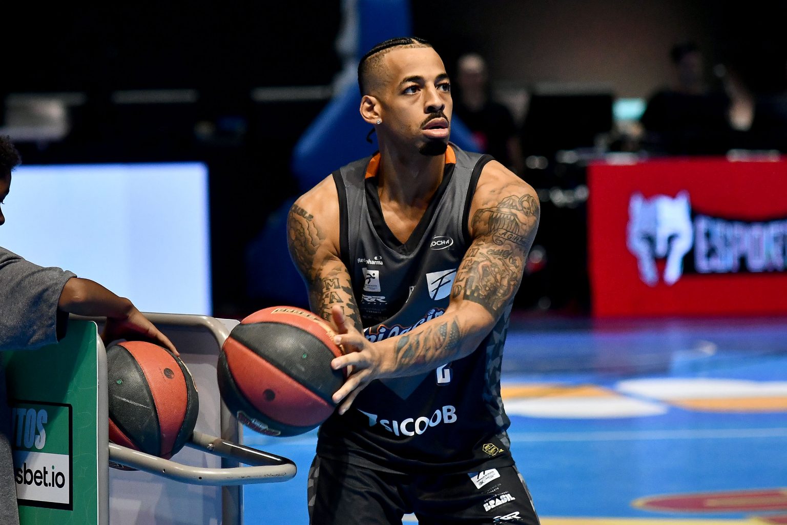 Campeão em 2024, Gaskins defende o título no Torneio de 3 Pontos nesta sexta (21) 